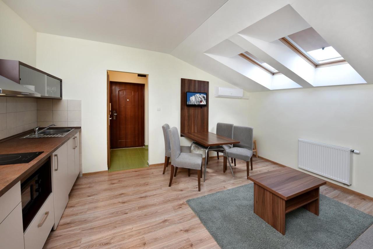 APLEND Vila Júlia Vysoké Tatry Exterior foto