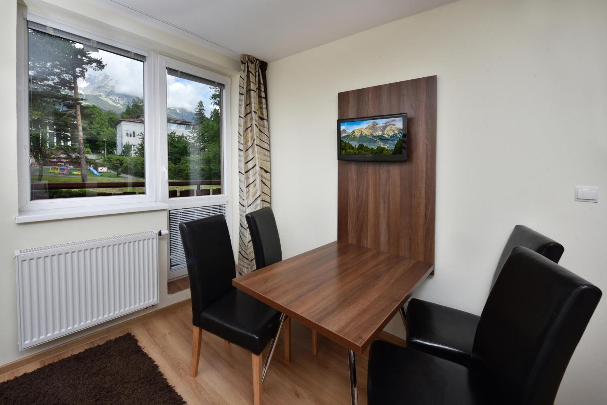 APLEND Vila Júlia Vysoké Tatry Exterior foto